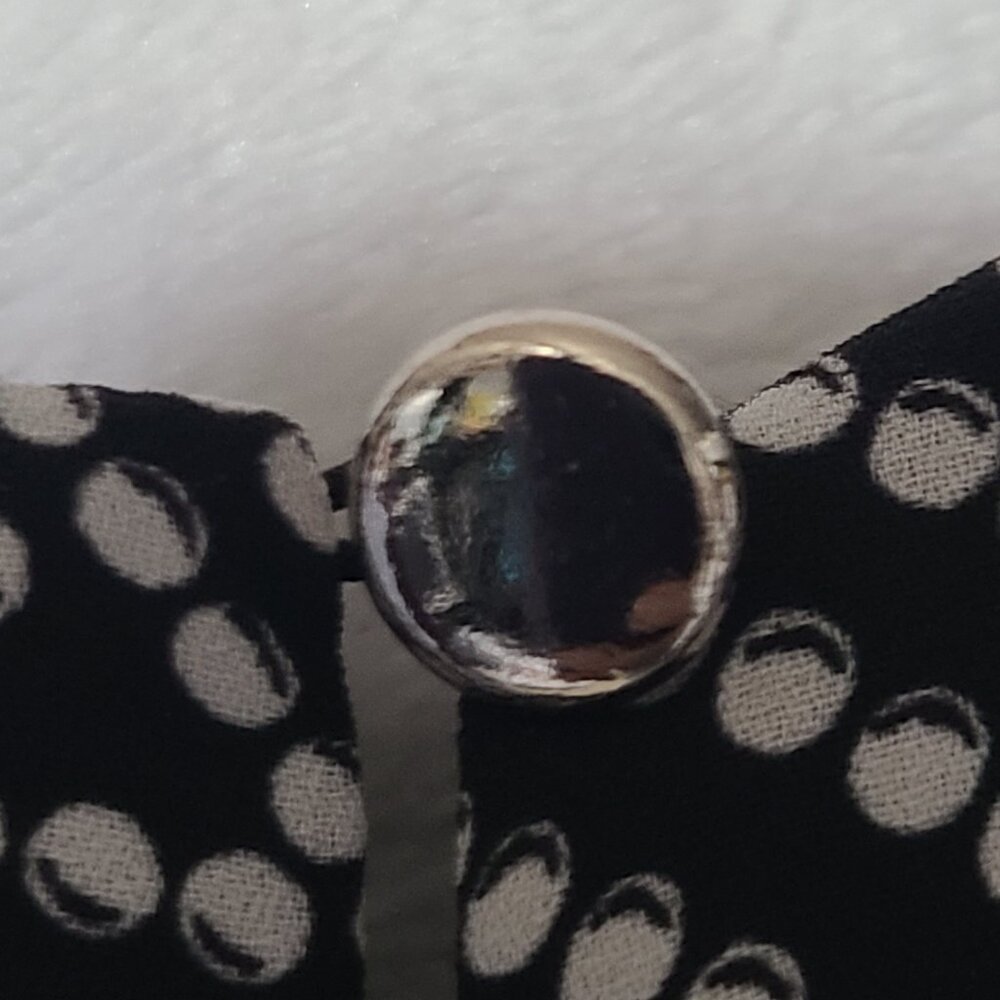 🔥Sale - White House Black Market Sleeveless Black Polka Dot Blouse Size Large - Picture 8 of 10